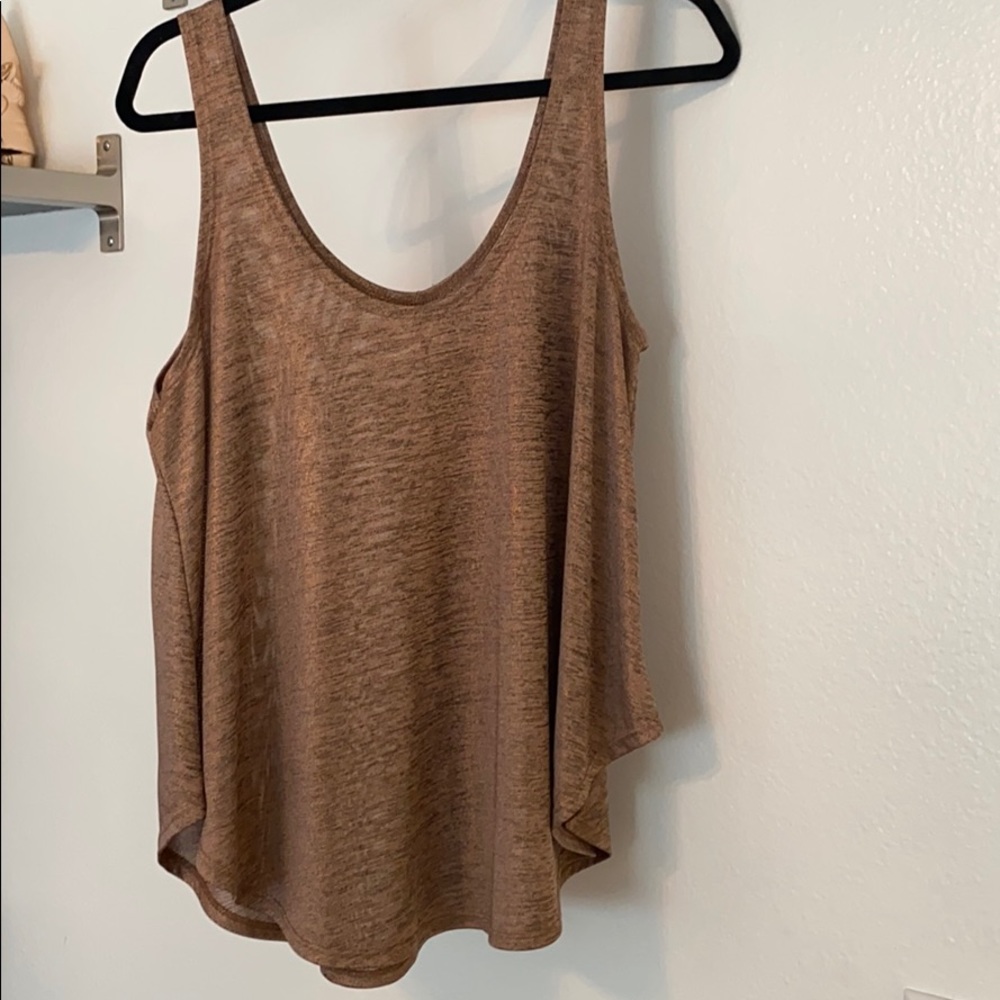 Metallic gold tank